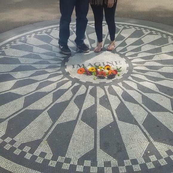 Meet your Posher, Zoee - Picture 1 of 1